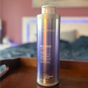 Joico Blonde Life Violet Shampoo - Silver Bottle